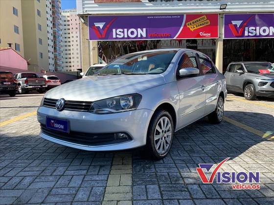 VOLKSWAGEN VOYAGE 1.6 MI COMFORTLINE 8V FLEX 4P MANUAL VOLKSWAGEN VOYAGE 1.6 MI COMFORTLINE 8V FLEX 4P MANUAL